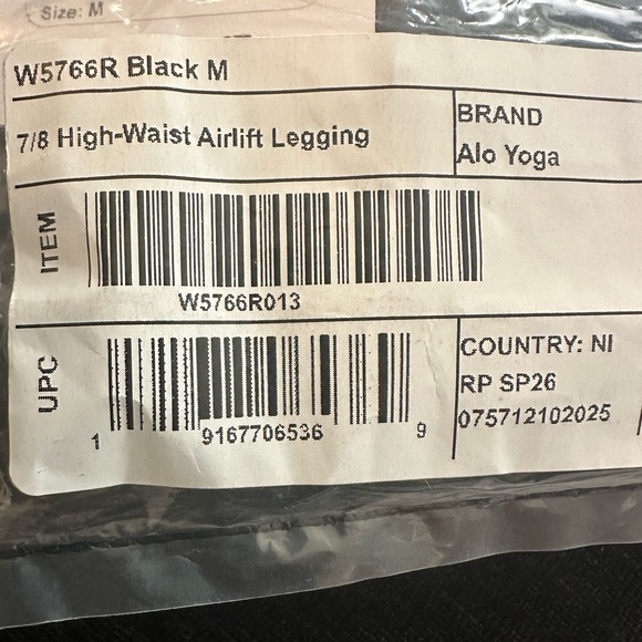 7 / 8 High-Waist Airlift Legging -Black- - Picture 3 of 3